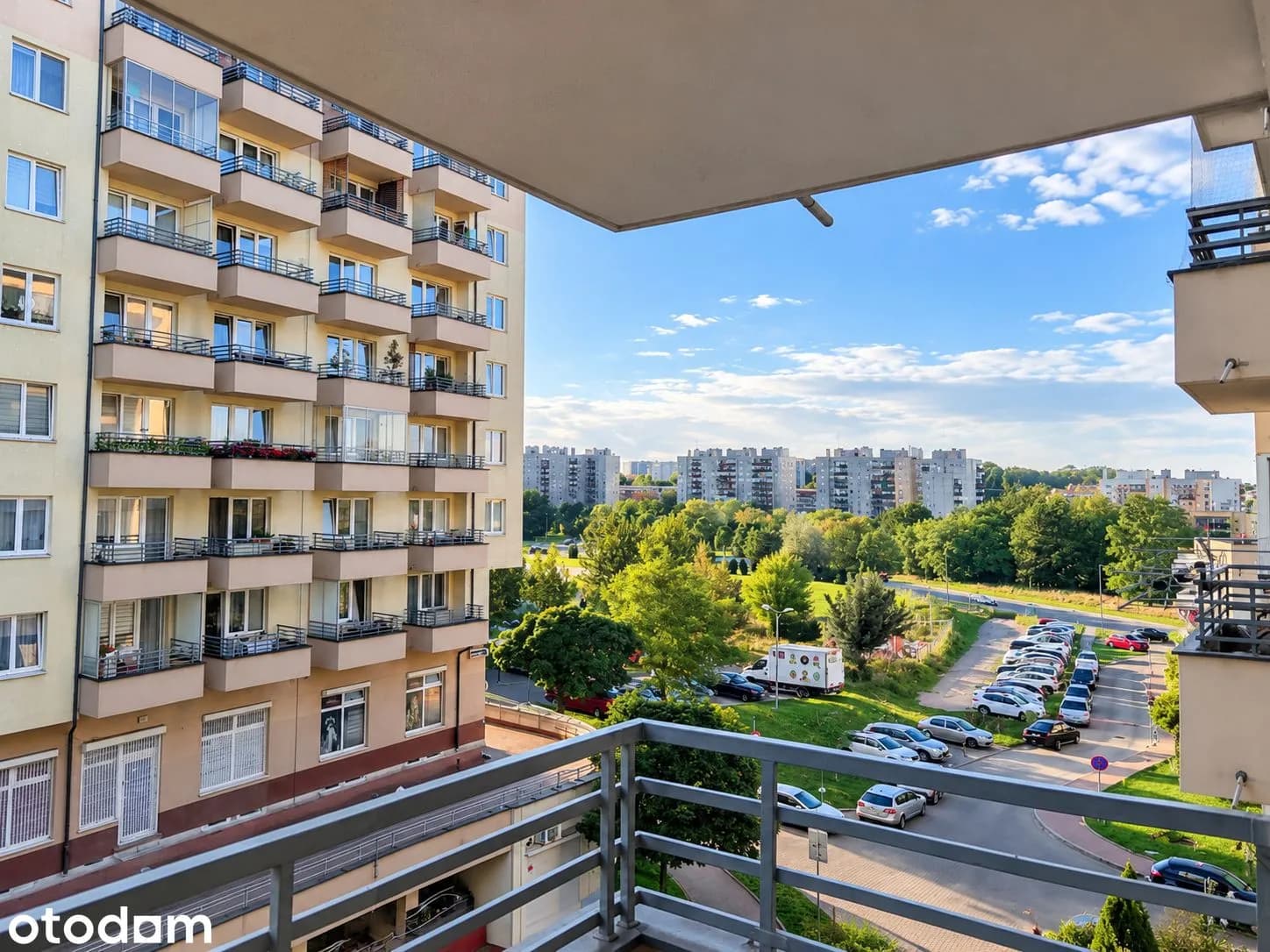 Mieszkanie z balkonem przy ul. Okulickiego — zdjęcie 3